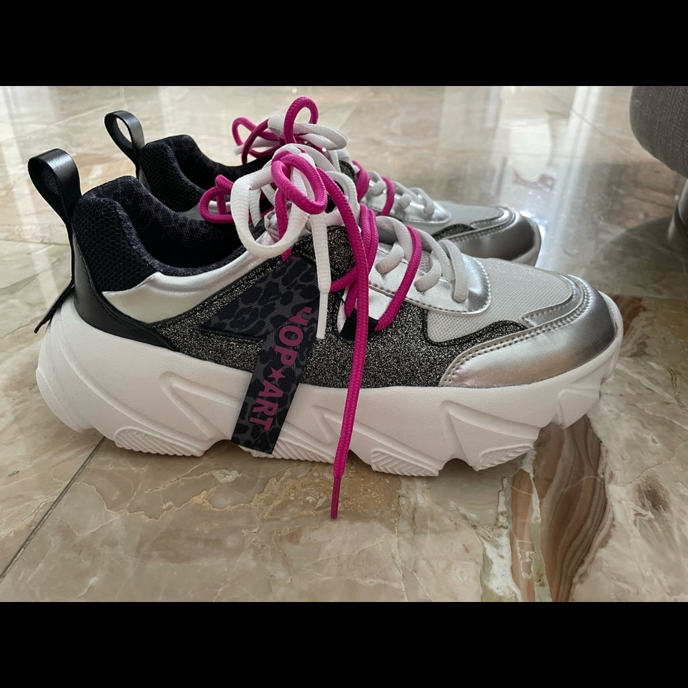Shop Art Sneakers! Light, beautiful and comfortable!